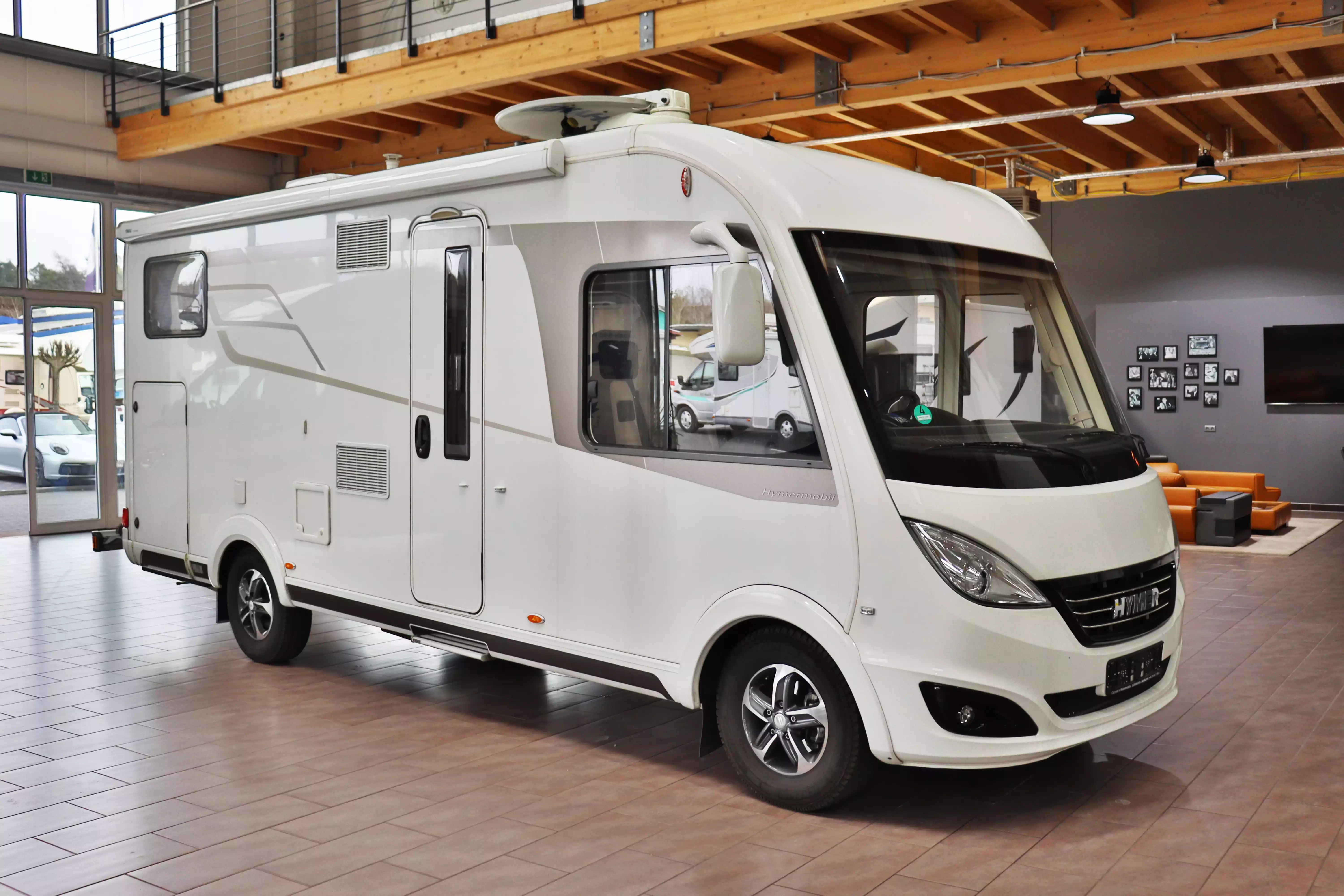 HYMER-ERIBA B 594 DL